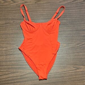 WeWoreWhat Danielle One Piece Swimsuit XS